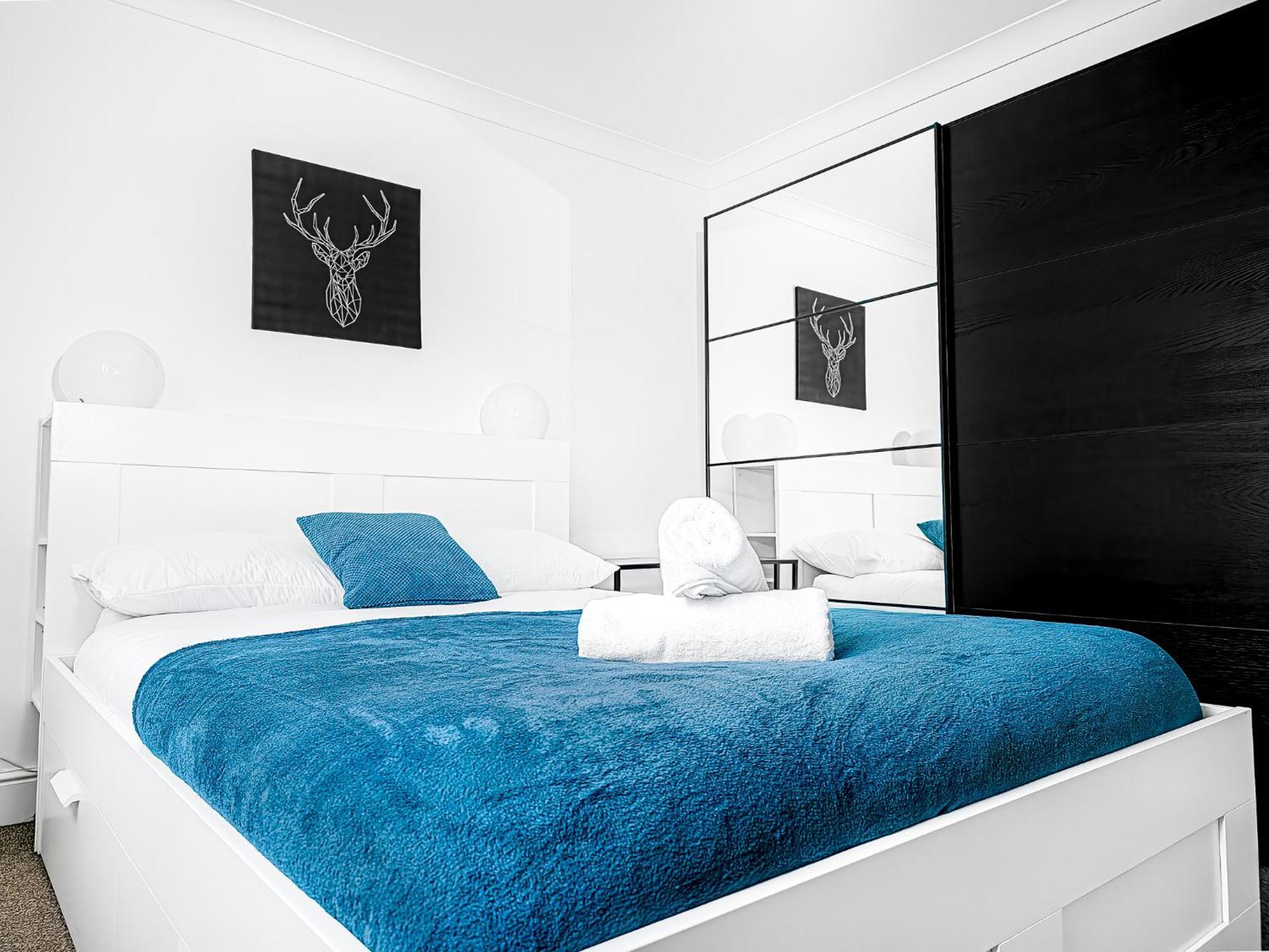 Charming London Home, Opp Arnos Grove Underground Station, Parking New Southgate Εξωτερικό φωτογραφία