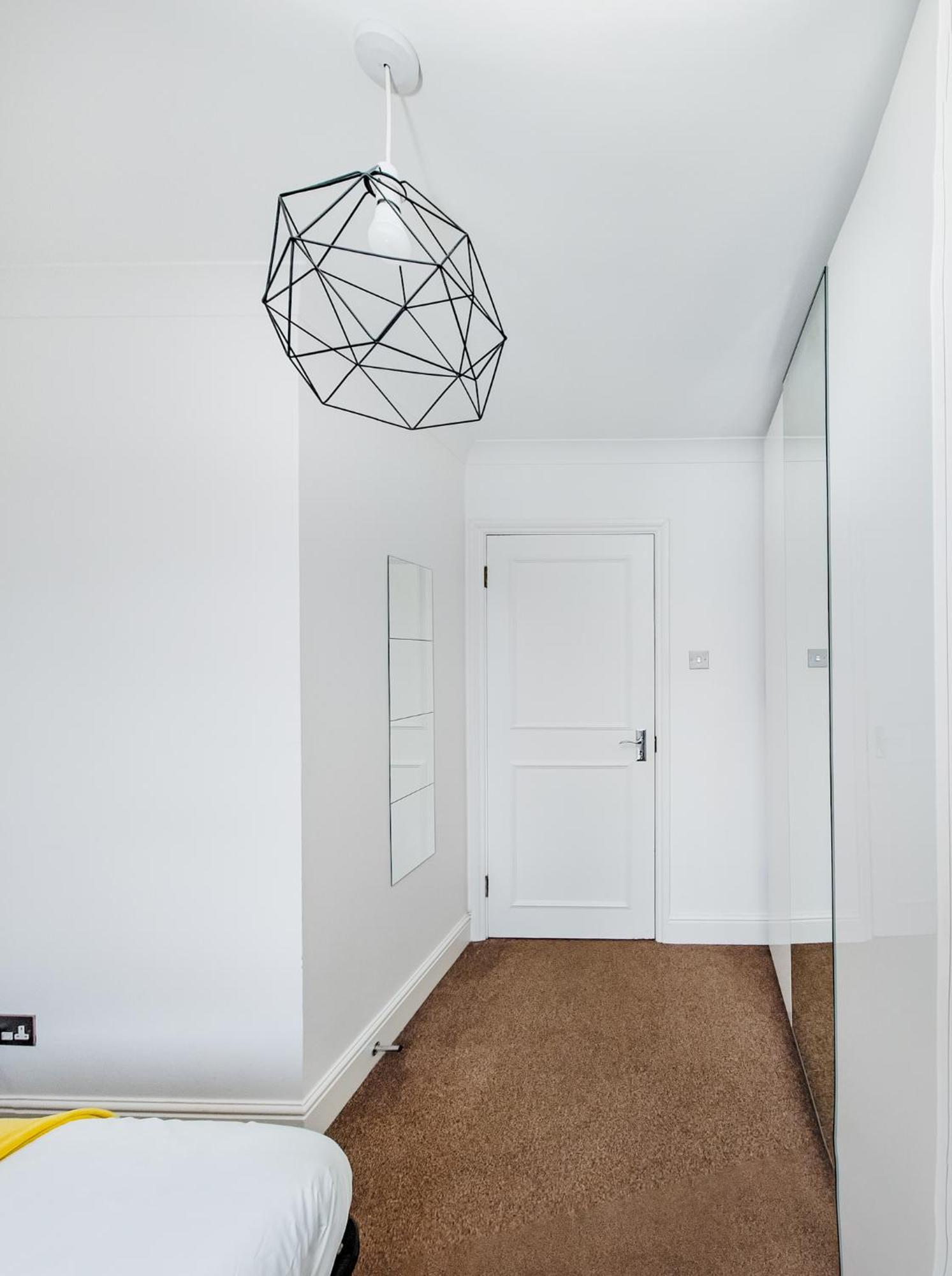 Charming London Home, Opp Arnos Grove Underground Station, Parking New Southgate Εξωτερικό φωτογραφία