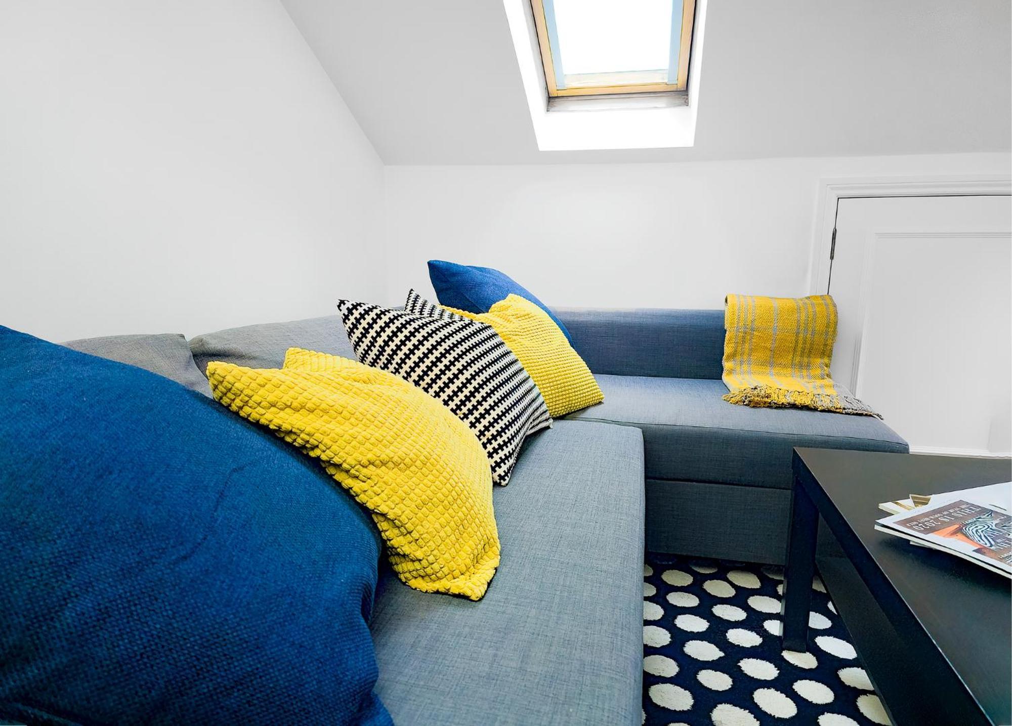Charming London Home, Opp Arnos Grove Underground Station, Parking New Southgate Εξωτερικό φωτογραφία