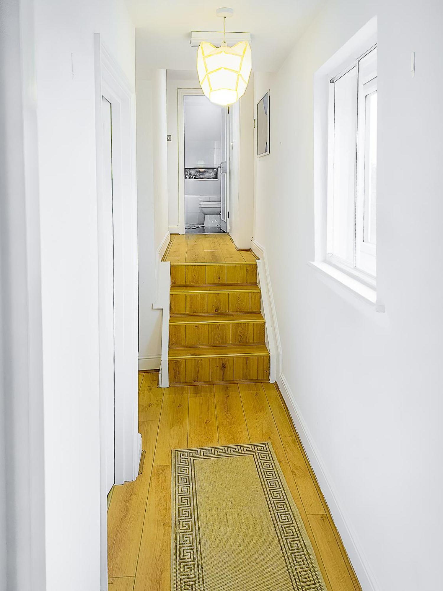 Charming London Home, Opp Arnos Grove Underground Station, Parking New Southgate Εξωτερικό φωτογραφία